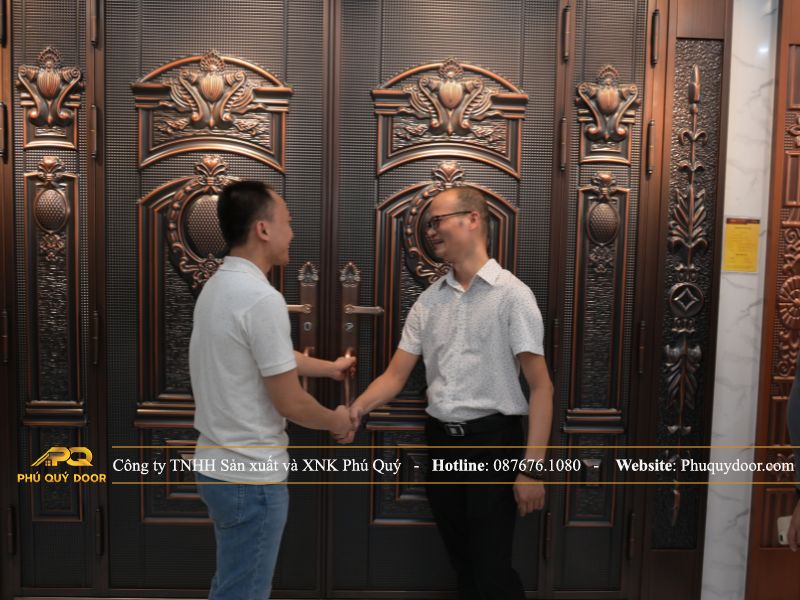 Bỏ túi 5 kinh nghiệm chọn cửa thép tốt, đẹp nhất cho gia chủ