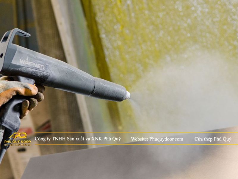 ưu nhược điểm cửa thép sơn tĩnh điện
